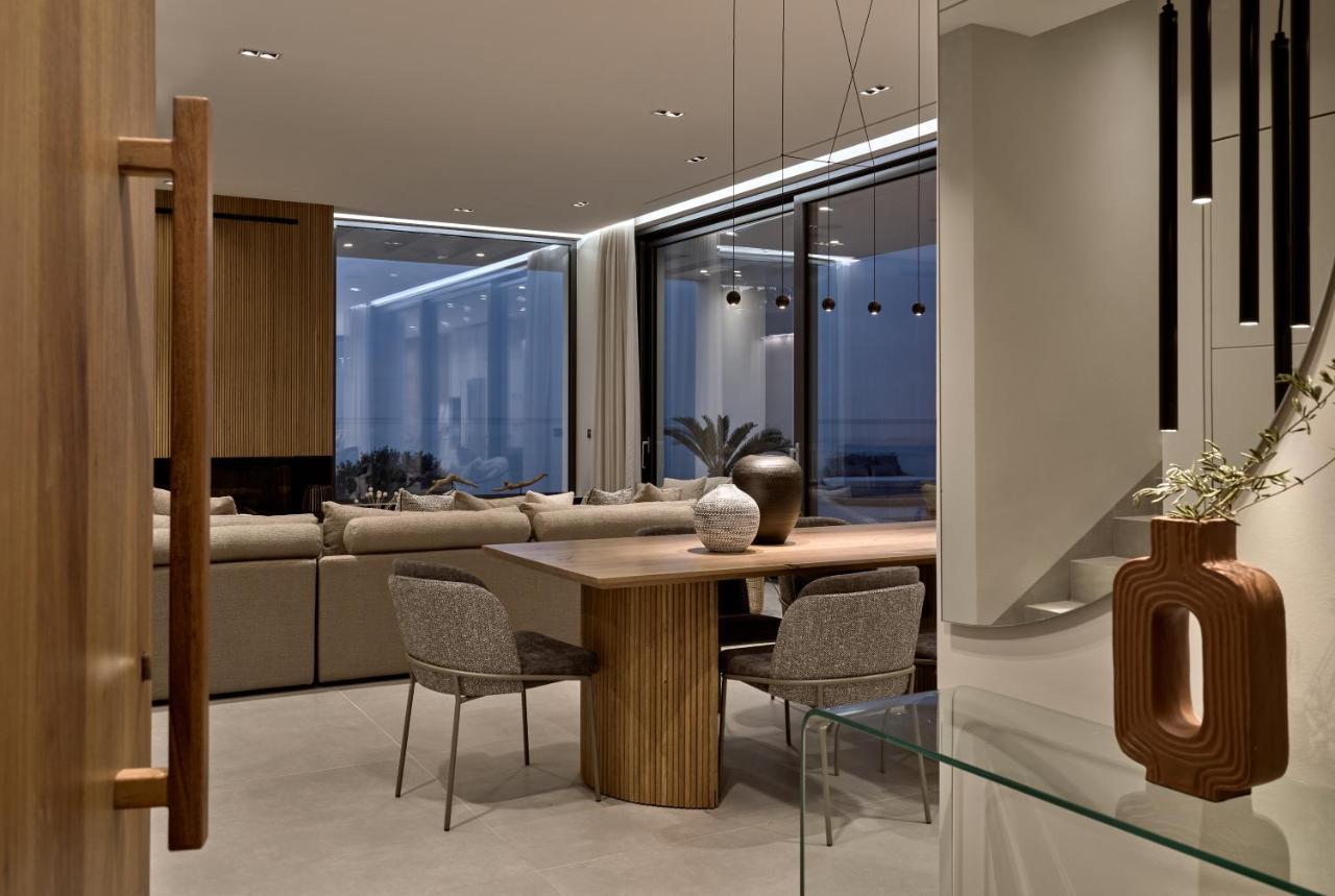 Omnia Villa *